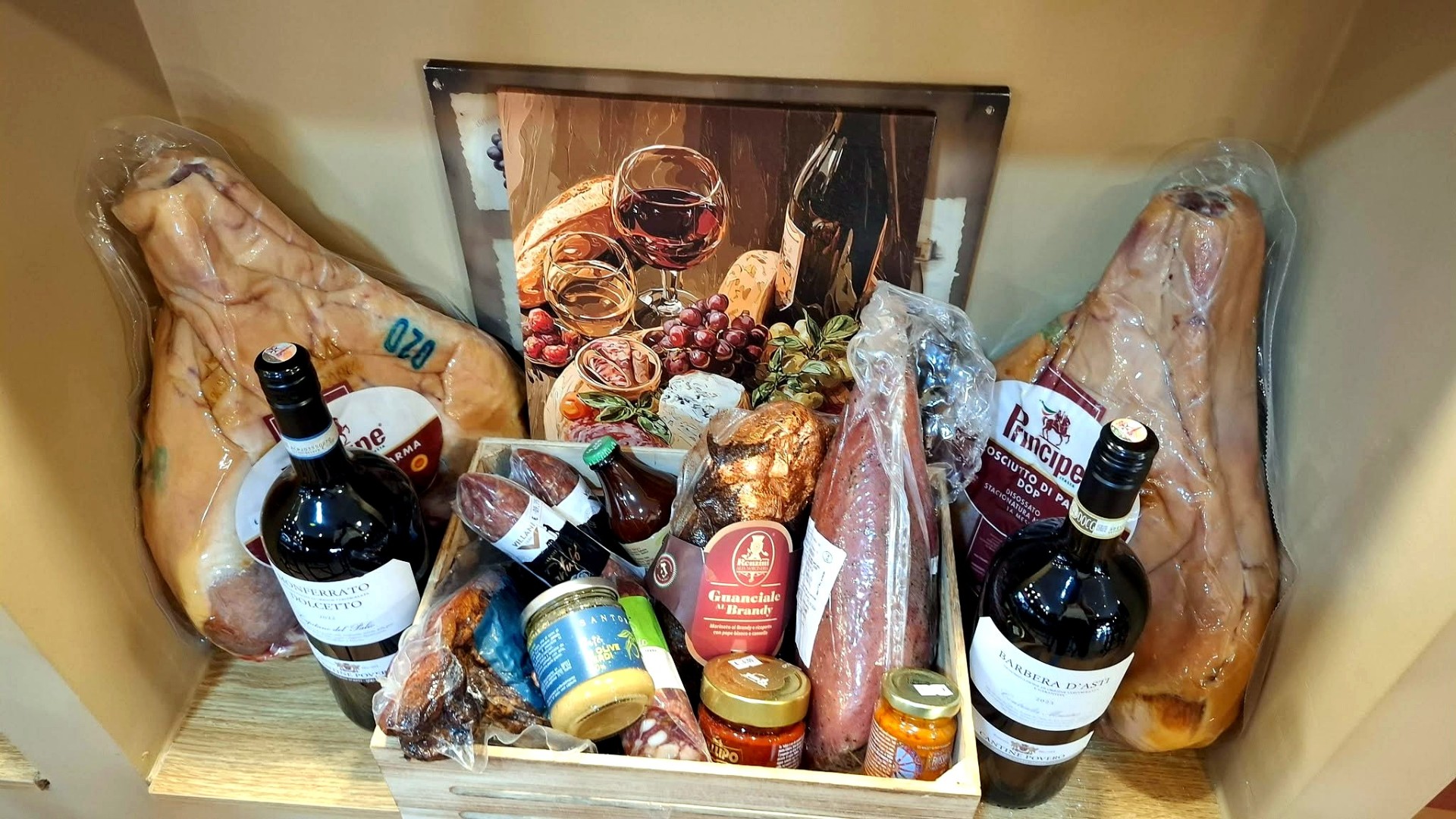 Italian gift hamper from Origini Swieqi with prosciutto di Parma, wine, salumi and jarred specialities